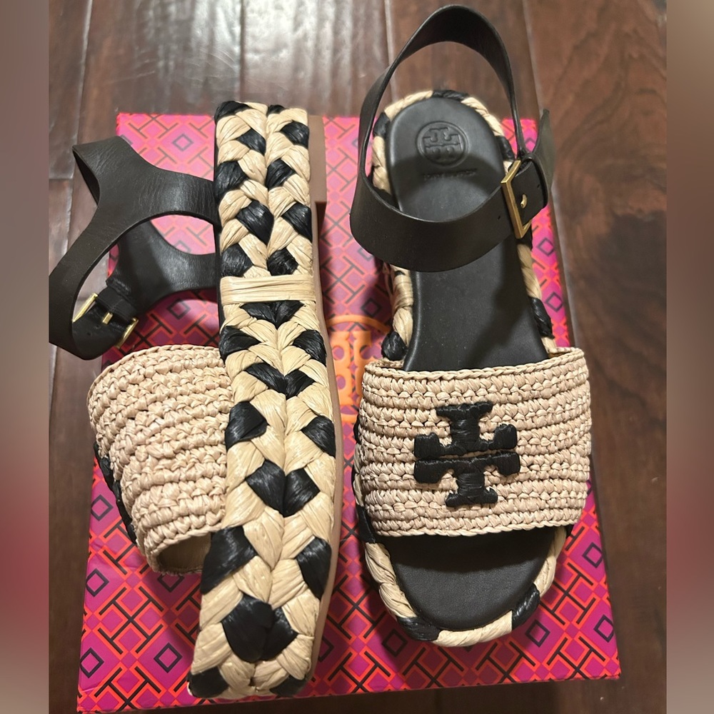New in box, never worn Tory Burch flatform espadrille sandals